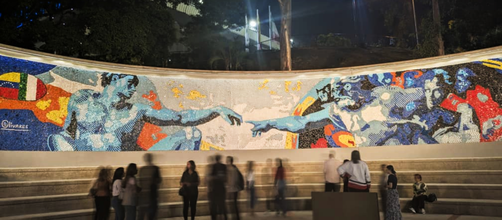 La Creación de Adán: el mural que Oscar Olivares inauguró en el Centro Italiano Venezolano de Caracas