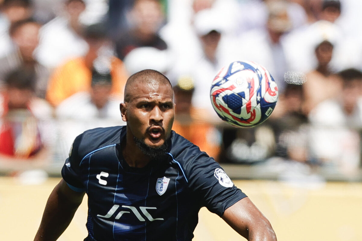 BORRADOR El Real Oviedo de la primera división de España confirmó el fichaje de Salomón Rondón