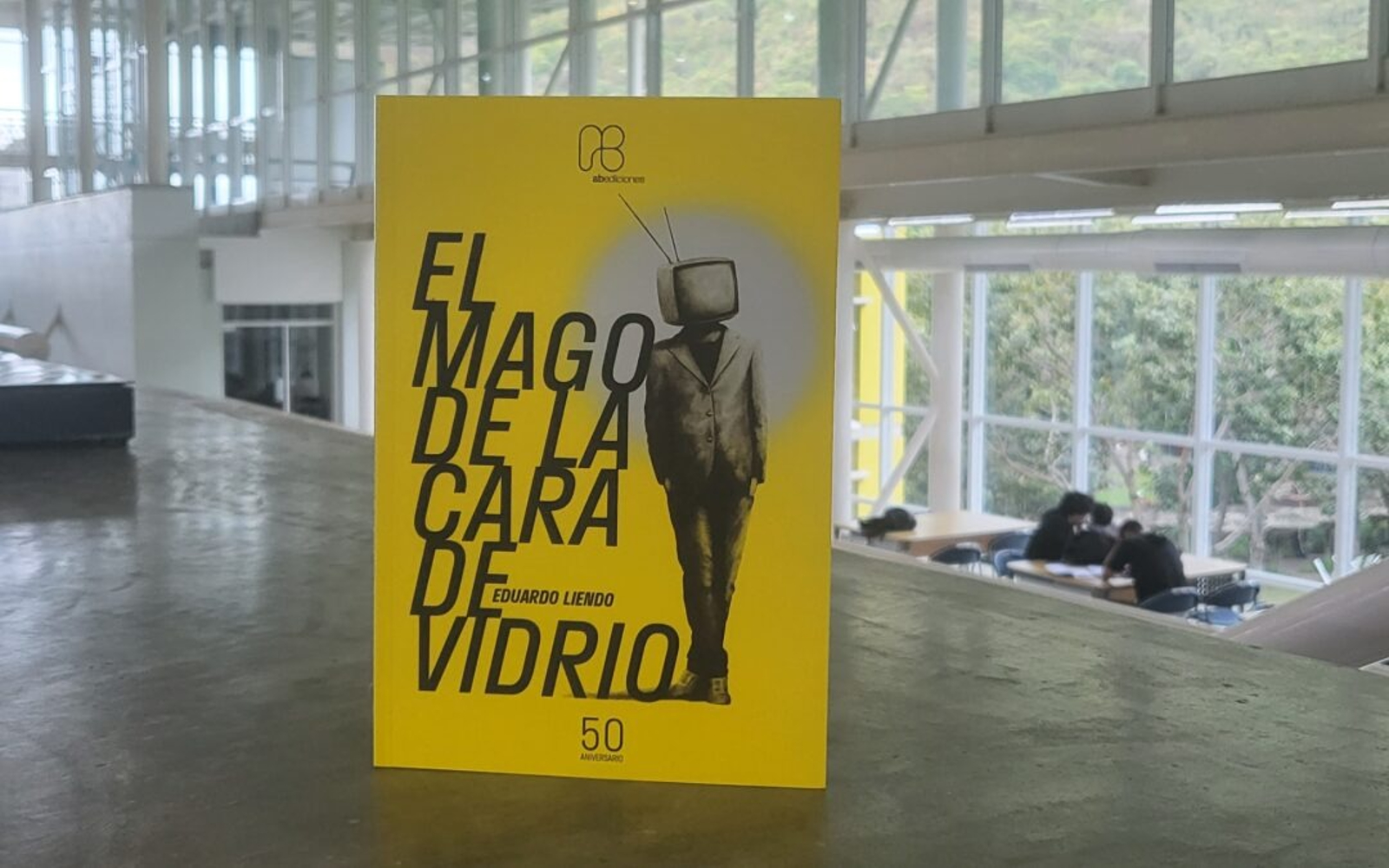 Murió el escritor venezolano Eduardo Liendo