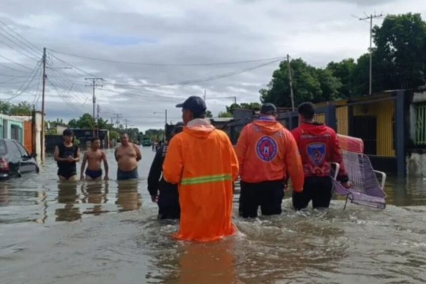 Reportaron inundaciones en varios estados de Venezuela por las fuertes lluvias