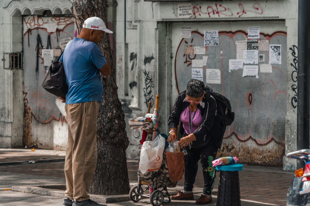 Café a pie de calle: retratos de los vendedores caraqueños