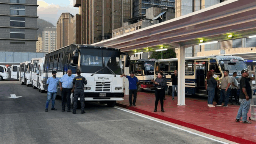 Terminal Ruta 421 en Plaza Venezuela: ¿cuáles son las rutas disponibles?