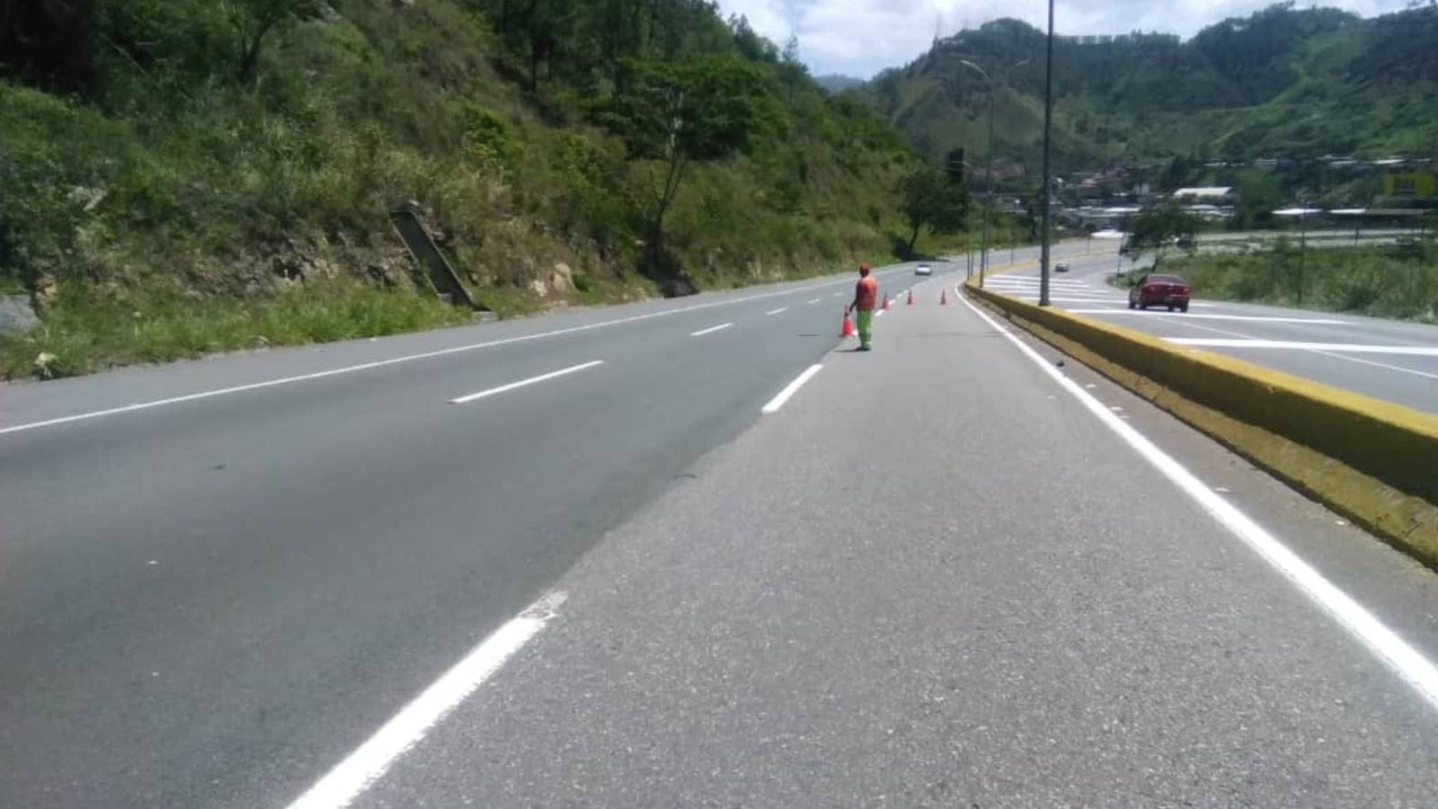Al menos 29 heridos por un autobús que perdió los frenos en la bajada de Tazón