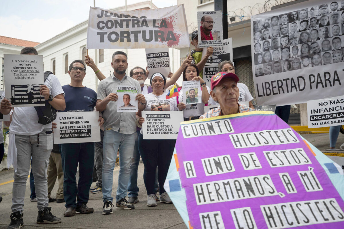 Así transcurren las protestas de Clippve en las sedes de la Nunciatura Apostólica en Venezuela y otros países