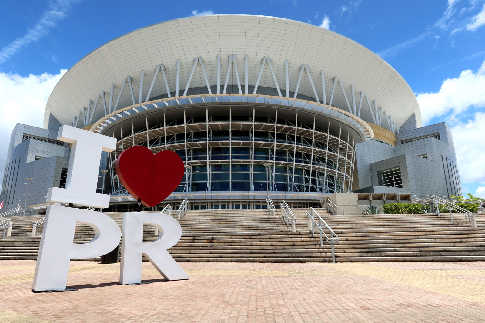 Residencia de Bad Bunny en Puerto Rico: 30 conciertos y un impacto económico millonario