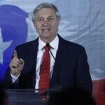 Estudio reveló que 71 % de los migrantes venezolanos en Chile se inclinan por candidatos de derecha