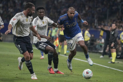 El Real Madrid venció al Real Oviedo en un partido donde Salomón Rondón buscó el gol sin éxito