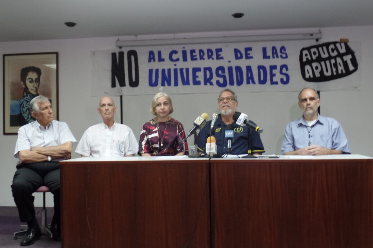 Murió el docente y dirigente gremial Víctor Márquez Corao