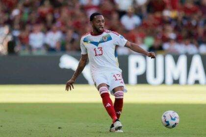 José “Brujo” Martínez sufrió una fractura que podría comprometer su participación en las Eliminatorias Sudamericanas