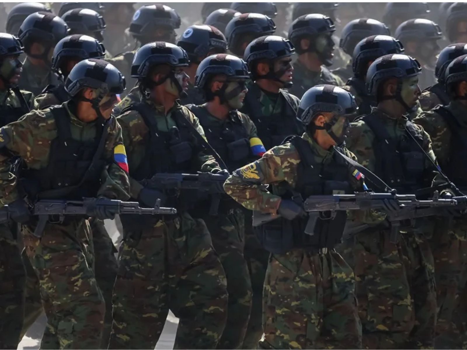 Provea alertó que despliegue militar en la frontera colombo-venezolana podría aumentar los abusos contra la población 