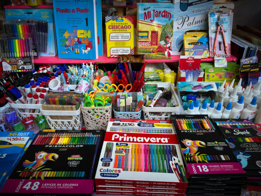 Útiles escolares para el periodo 2025-2026: ¿cuáles son los precios?