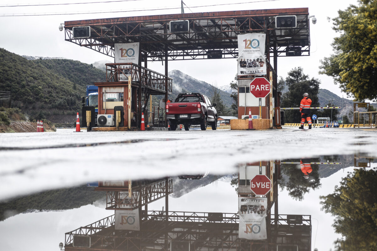 Mineros atrapados en Chile: confirman cuatro muertos y continúan labores de rescate
