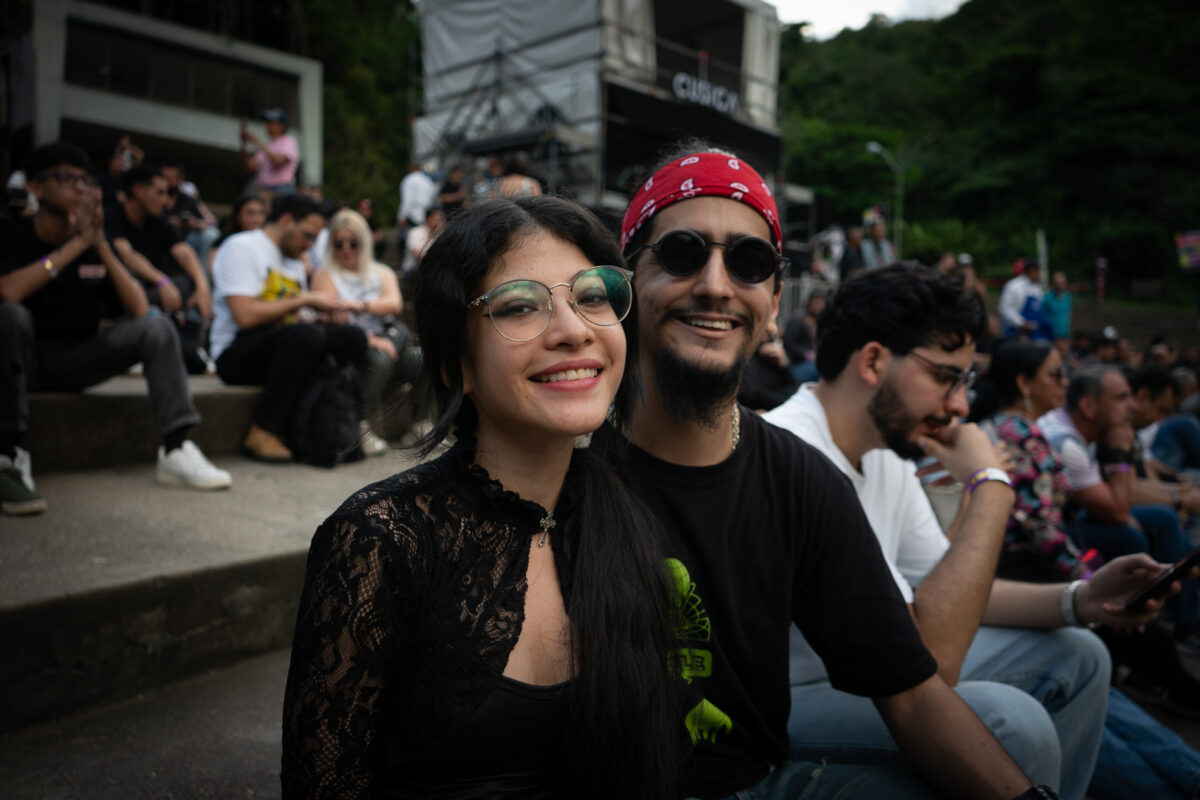 Molotov celebró sus 30 años de carrera con un concierto irreverente y multigeneracional en Caracas