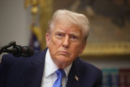 Administración de Trump autorizó tratamiento para el autismo y advirtió sobre el paracetamol