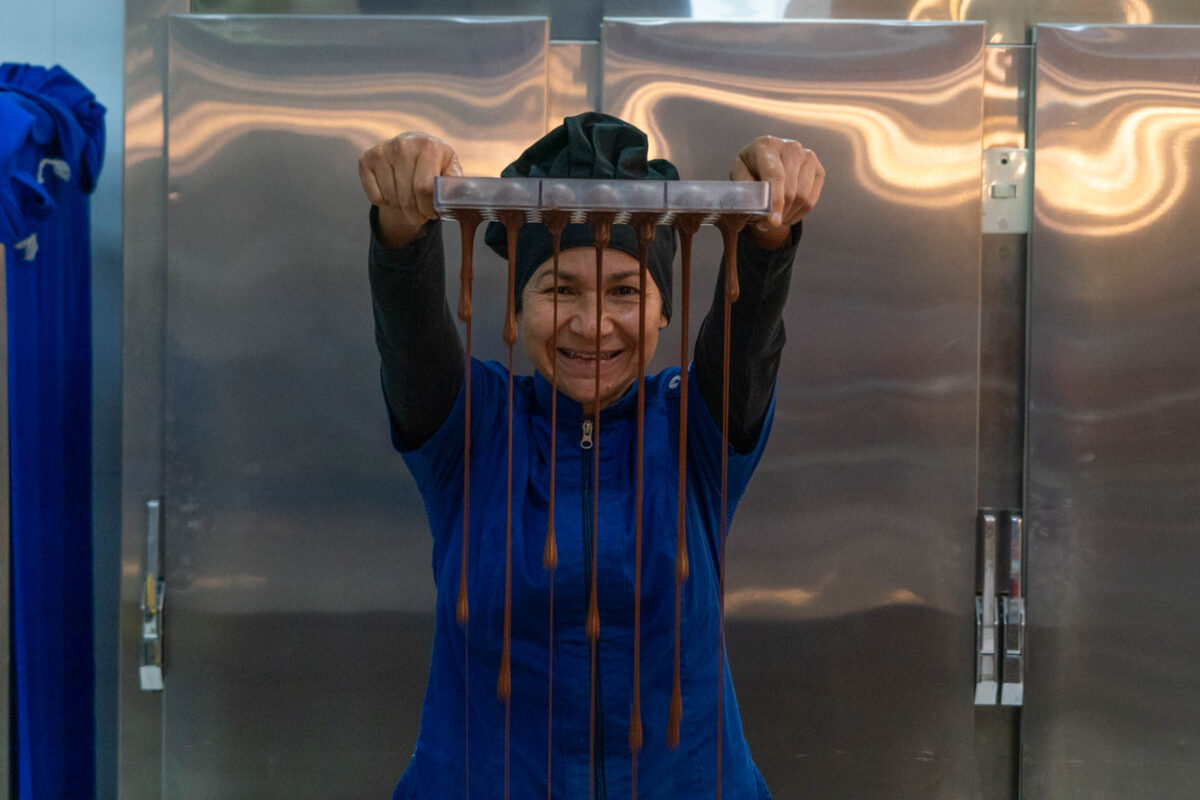 Los rostros y sabores que impulsan la chocolatería en Caracas