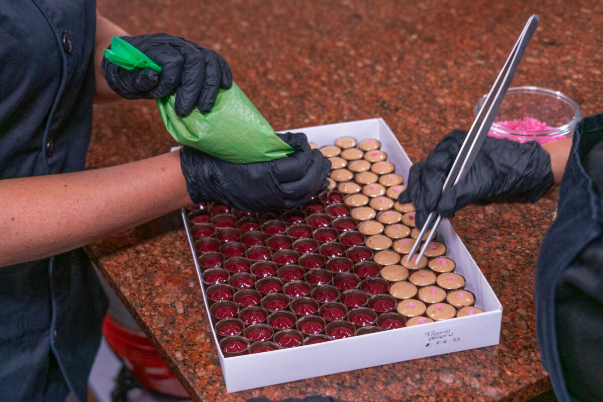 Los rostros y sabores que impulsan la chocolatería en Caracas