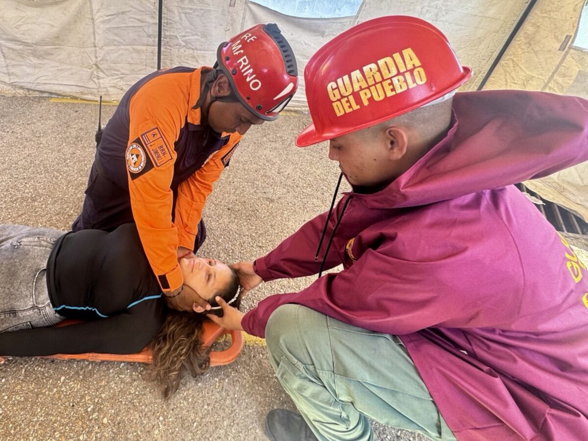 Autoridades venezolanas realizaron un simulacro nacional de prevención de desastres naturales 