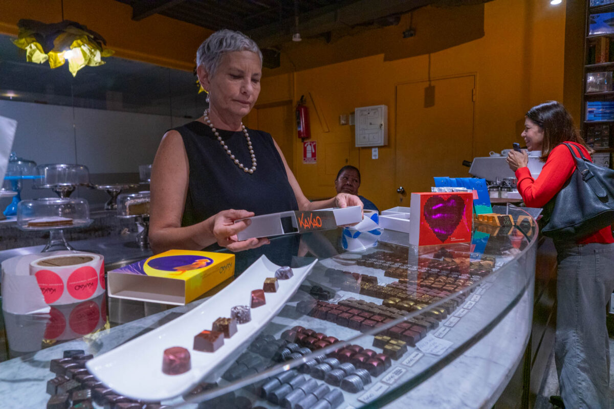 Los rostros y sabores que impulsan la chocolatería en Caracas