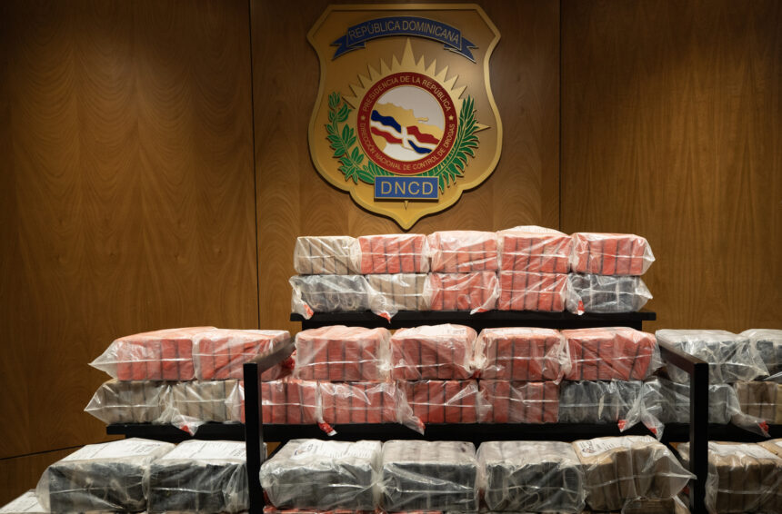República Dominicana incautó parte de la droga de la más reciente lancha atacada por EE UU en el Caribe