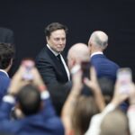 The New York Times: Acusaron al padre de Elon Musk de abuso infantil contra 5 familiares