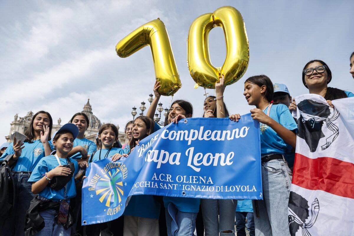 El papa León XIV celebra sus 70 años y su primer cumpleaños como pontífice