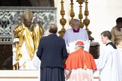 Carlo Acutis ya es el primer santo milenial