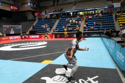Torneo Pelotica de Goma Vacílate Esto