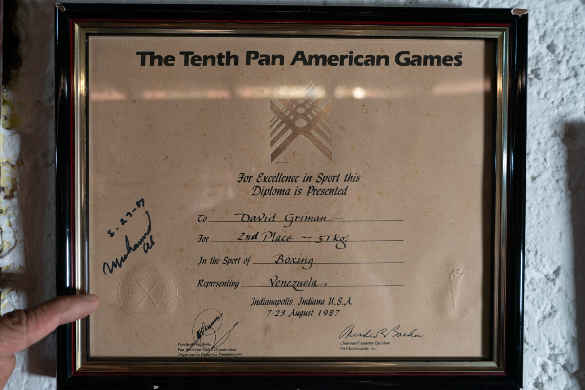 David Grimán: “Tuve la suerte en el boxeo de estar en escenarios donde estuvieron los más grandes”