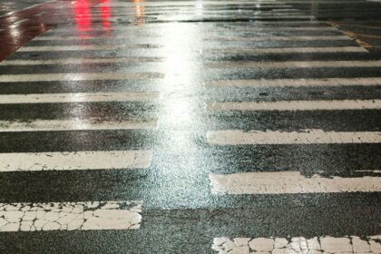 Cerrarán vías en el municipio Sucre por trabajos de demarcación