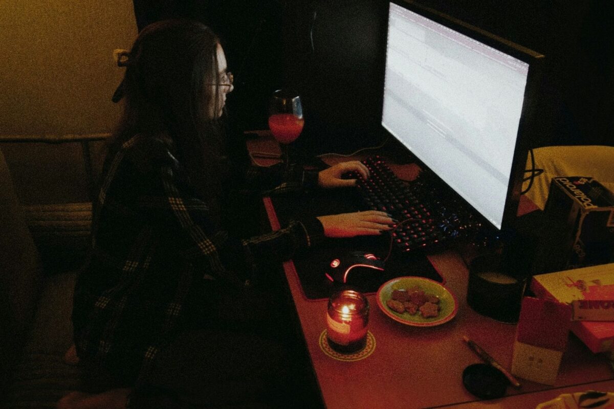 ¿Qué es el multitasking y cómo contrarrestar sus efectos negativos en el bienestar emocional?