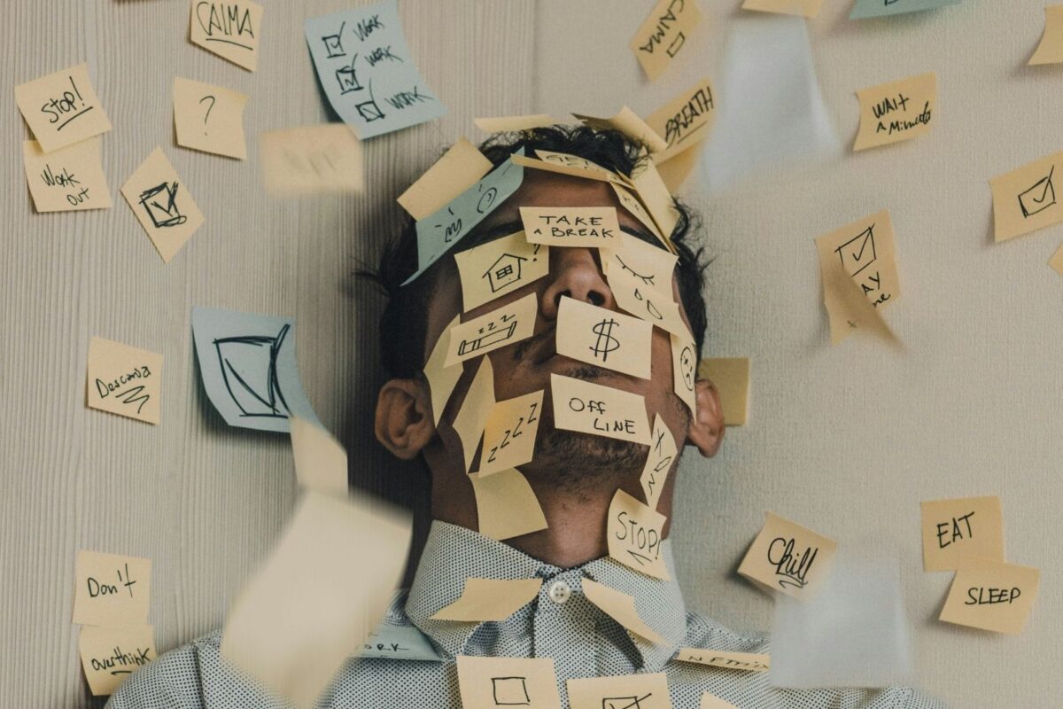 ¿Qué es el multitasking y cómo contrarrestar sus efectos negativos en el bienestar emocional?