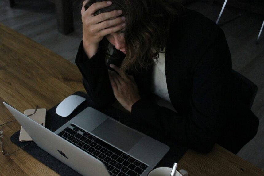 ¿Qué es el multitasking y cómo contrarrestar sus efectos negativos en el bienestar emocional?