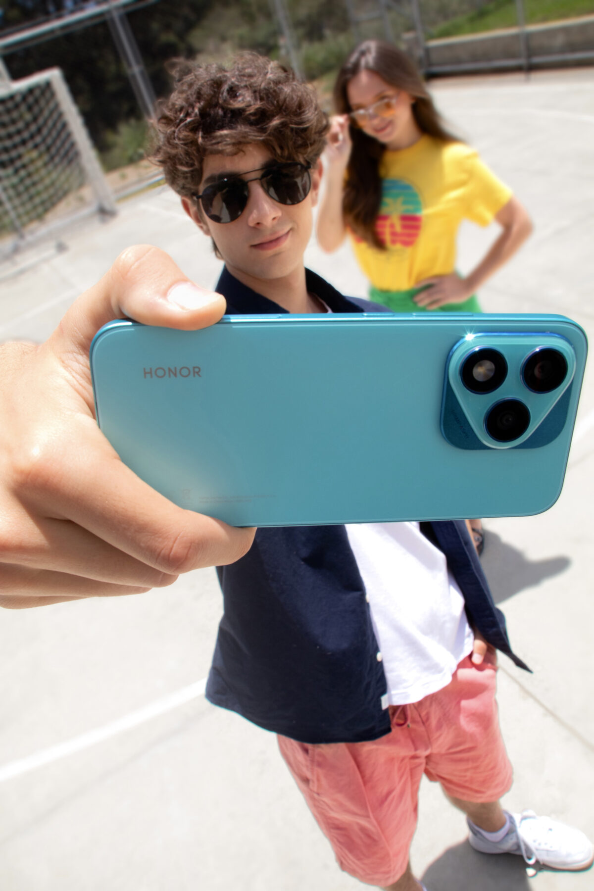 HONOR 400 Lite: elegancia ultraligera con IA al alcance de un botón