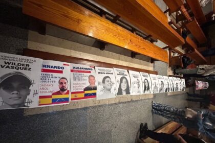 #TeExplicamosElDía | Lunes 29 de septiembre Familiares de presos políticos en Venezuela pidieron por su liberación en una misa en Madrid