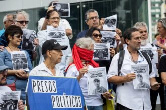 La ONG Foro Penal informó que hay 838 presos políticos en Venezuela