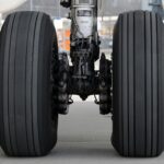 Un adolescente sobrevivió a un vuelo de Afganistán a India oculto en el compartimento de las ruedas del avión