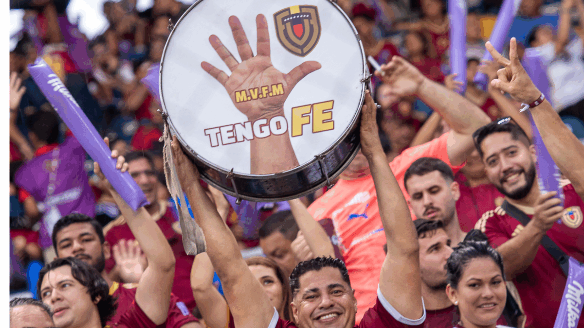 En imágenes: una marea Vinotinto llena Maturín esperando lograr el repechaje