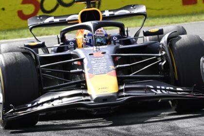 Verstappen gana en Monza por delante de los McLaren