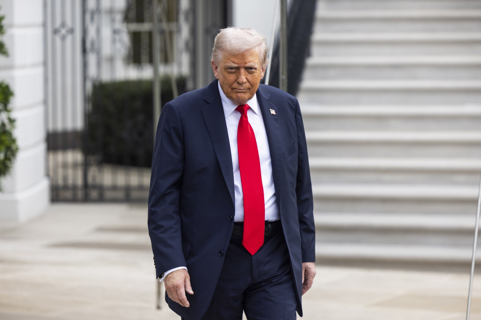 Trump aseguró que EE UU ha atacado tres embarcaciones cerca del Caribe