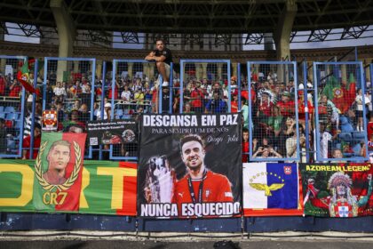Emotivo homenaje a Diogo Jota en el primer partido de Portugal sin él