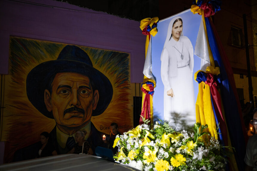 Devotos honraron a José Gregorio Hernández y Carmen Rendiles en una ruta nocturna
