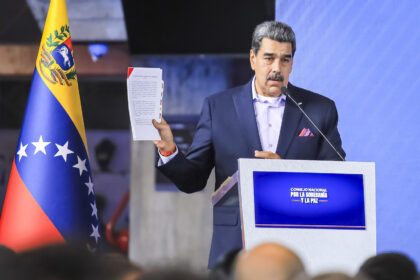 Maduro anuncia nuevos ejercicios militares en las costas de Venezuela por 72 horas