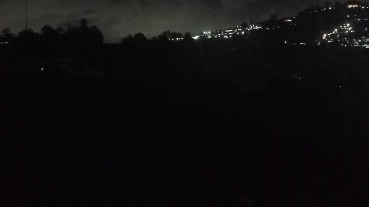 Vecinos de varios sectores de Miranda quedaron sin luz varias horas por las lluvias