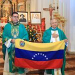 Entre imágenes y oraciones: la diáspora venezolana honró a sus primeros santos 