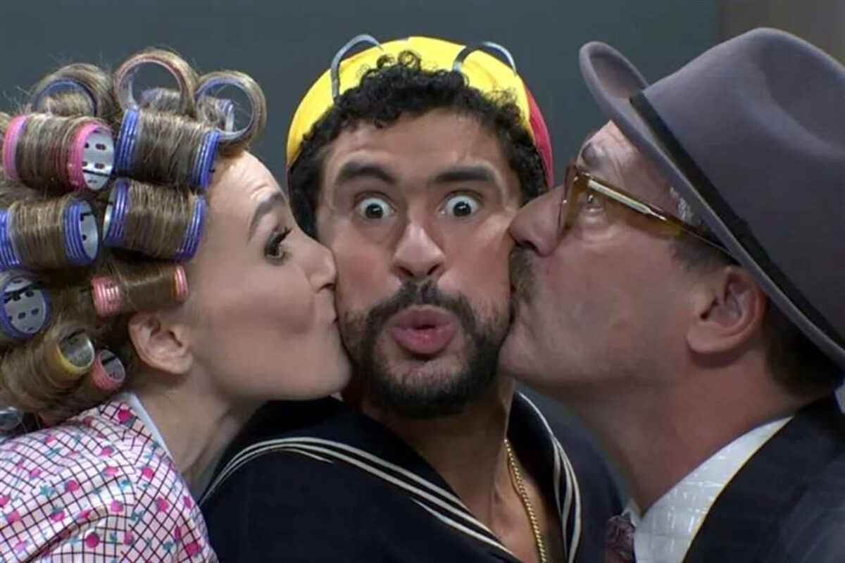 Bad Bunny llevó a la vecindad de El Chavo del 8 a Saturday Night Live