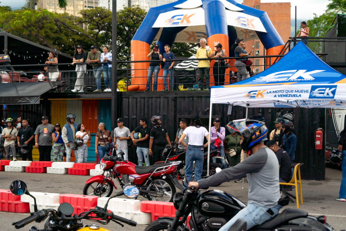 Los moteros tomaron el asfalto en la segunda edición del EK Day de EK, Empire Keeway