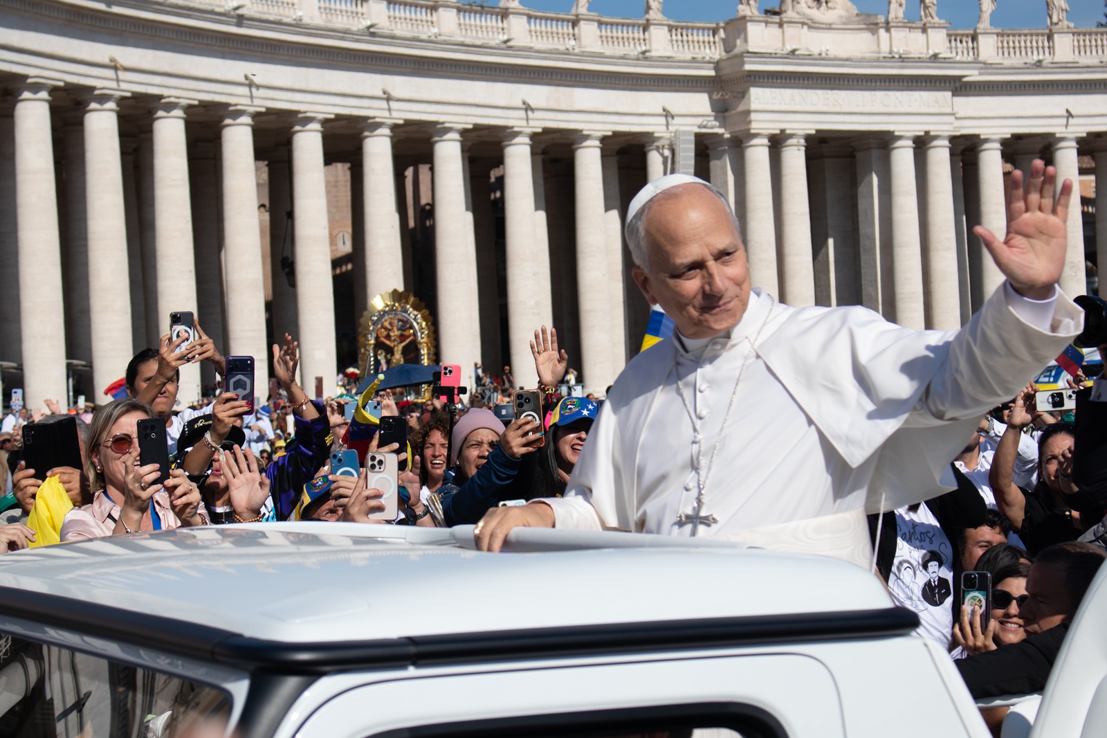 Canonización José Gregorio Hernández y Carmen Rendiles