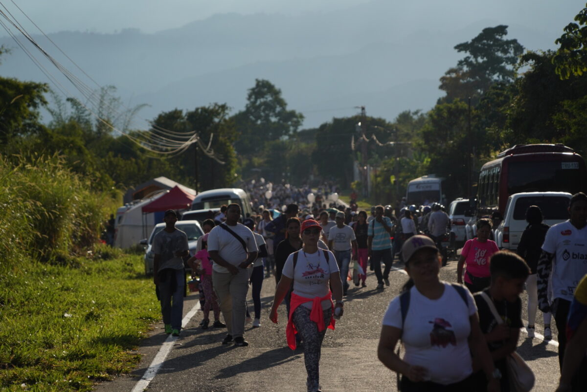 Fotos de los feligreses camino al Santuario de San José Gregorio en Trujillo