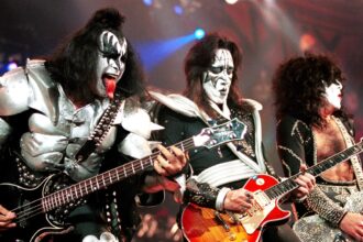 Murió Ace Frehley, guitarrista original de KISS, a los 74 años de edad
