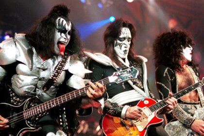Murió Ace Frehley, guitarrista original de KISS, a los 74 años de edad